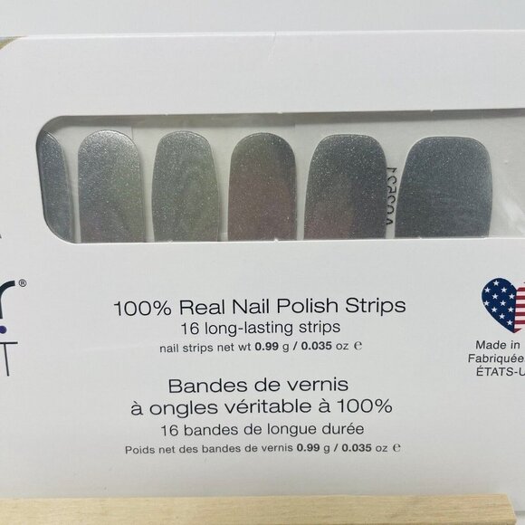 Color Street 100% Real Nail Polish Strips Silver Lust Shimmer Solid 16 Pieces - Picture 2 of 5